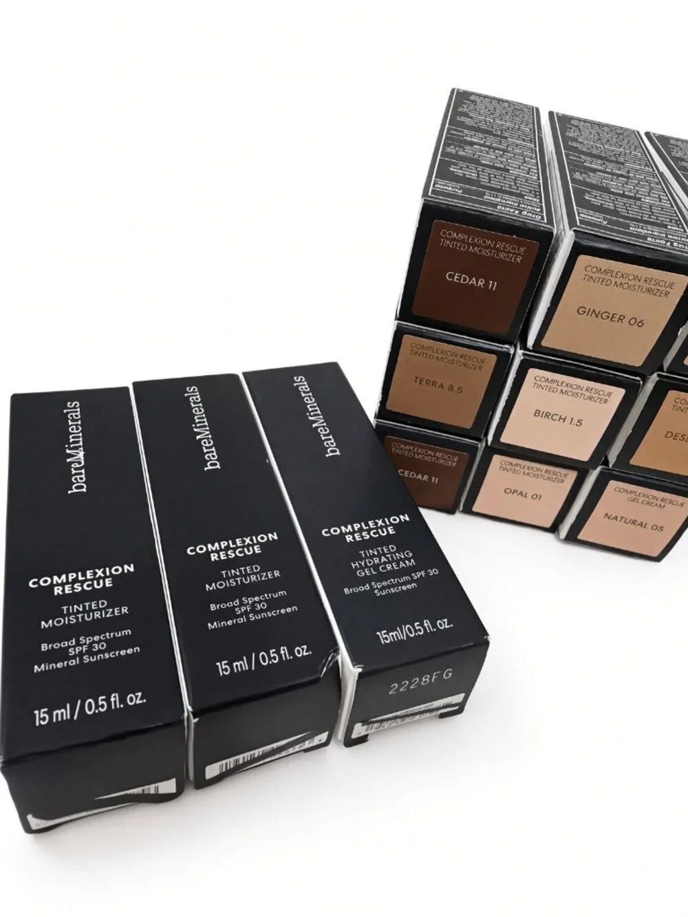 bareMinerals Lot of 12 Complexion Rescue Tinted Moisturizer Mini 15ml SPF 30
